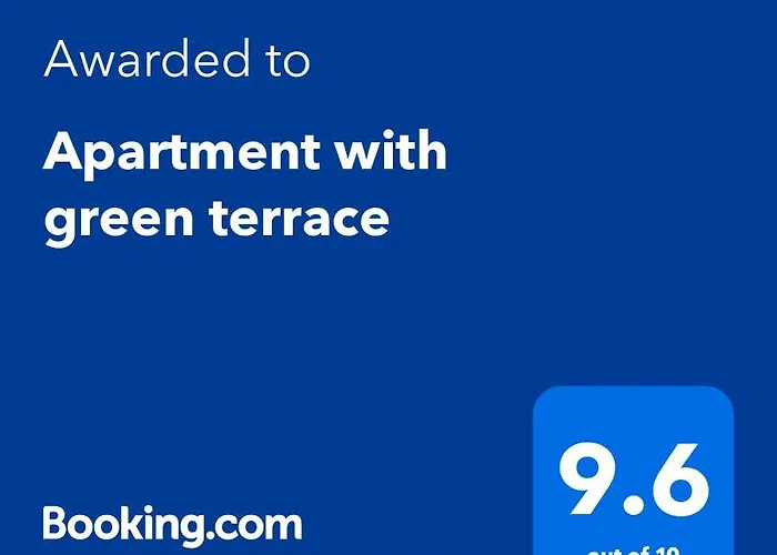 Apartment With Green Terrace